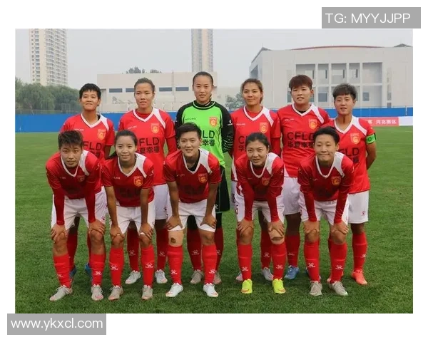 重庆篮球队在钻石联赛中以84分稳居积分榜首位引发关注 重庆篮球队在钻石联赛中以84分稳居积分榜首位引发关注